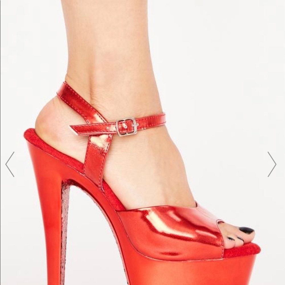 Sexy red hot exotic heel